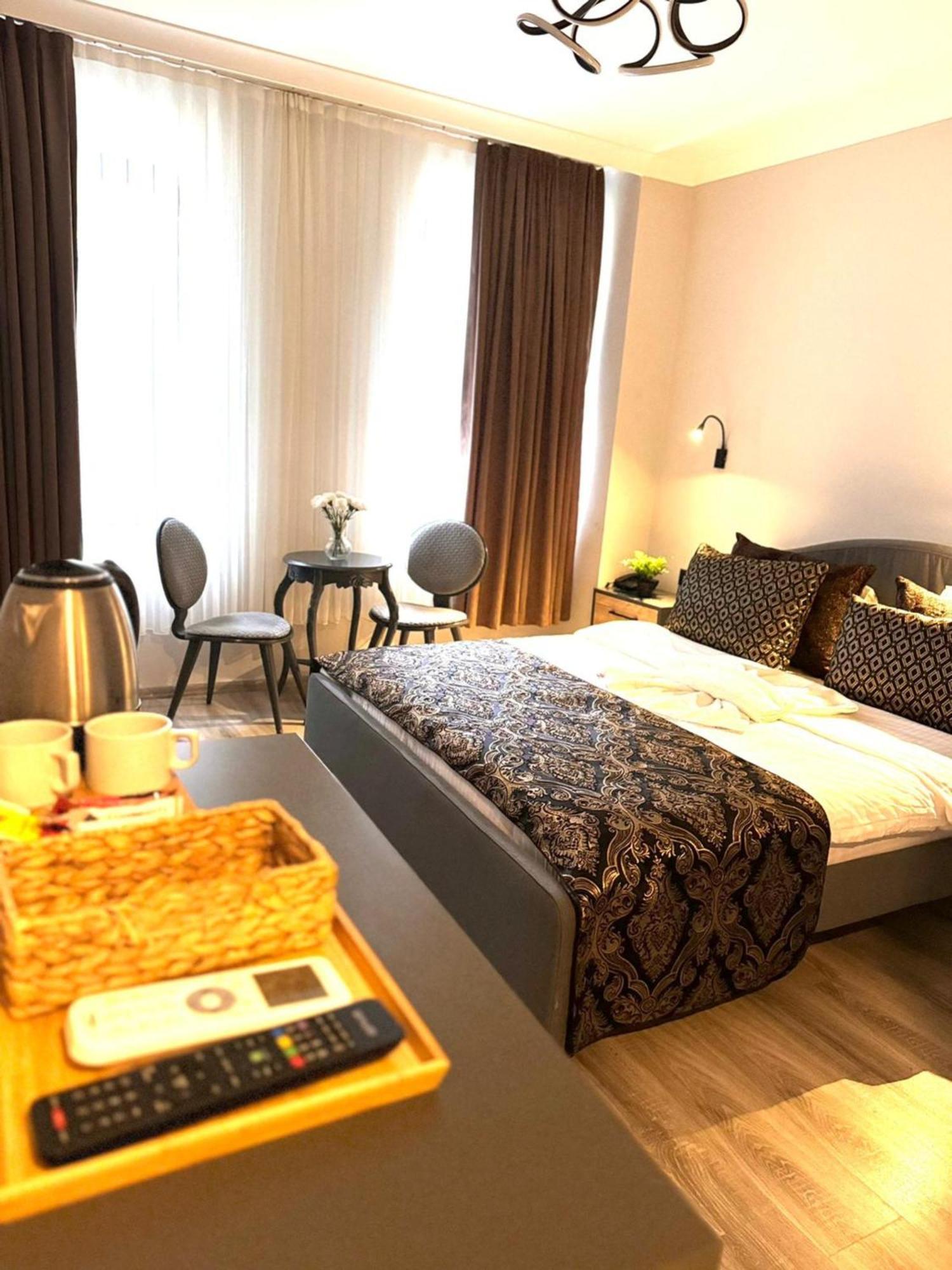 The Diderot Otel